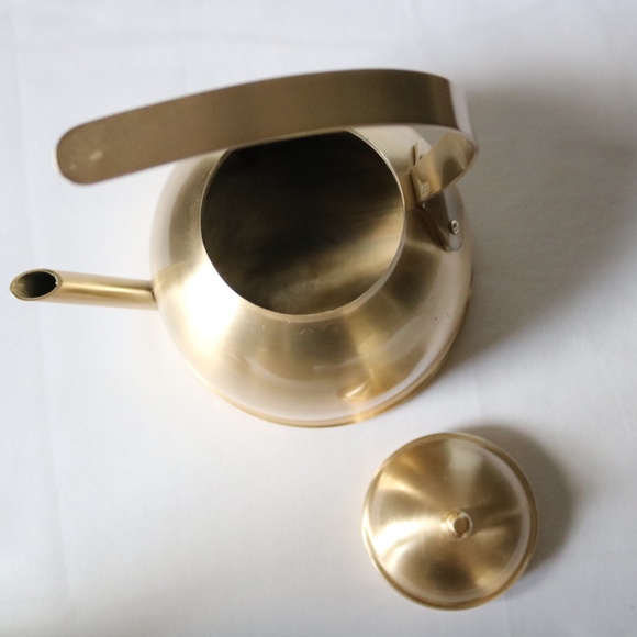 Rose & Fitzgerald Brushed Rose Gold Tone Kettle Tea Pot 1Litre Kitchen Decor - Picture 6 of 7